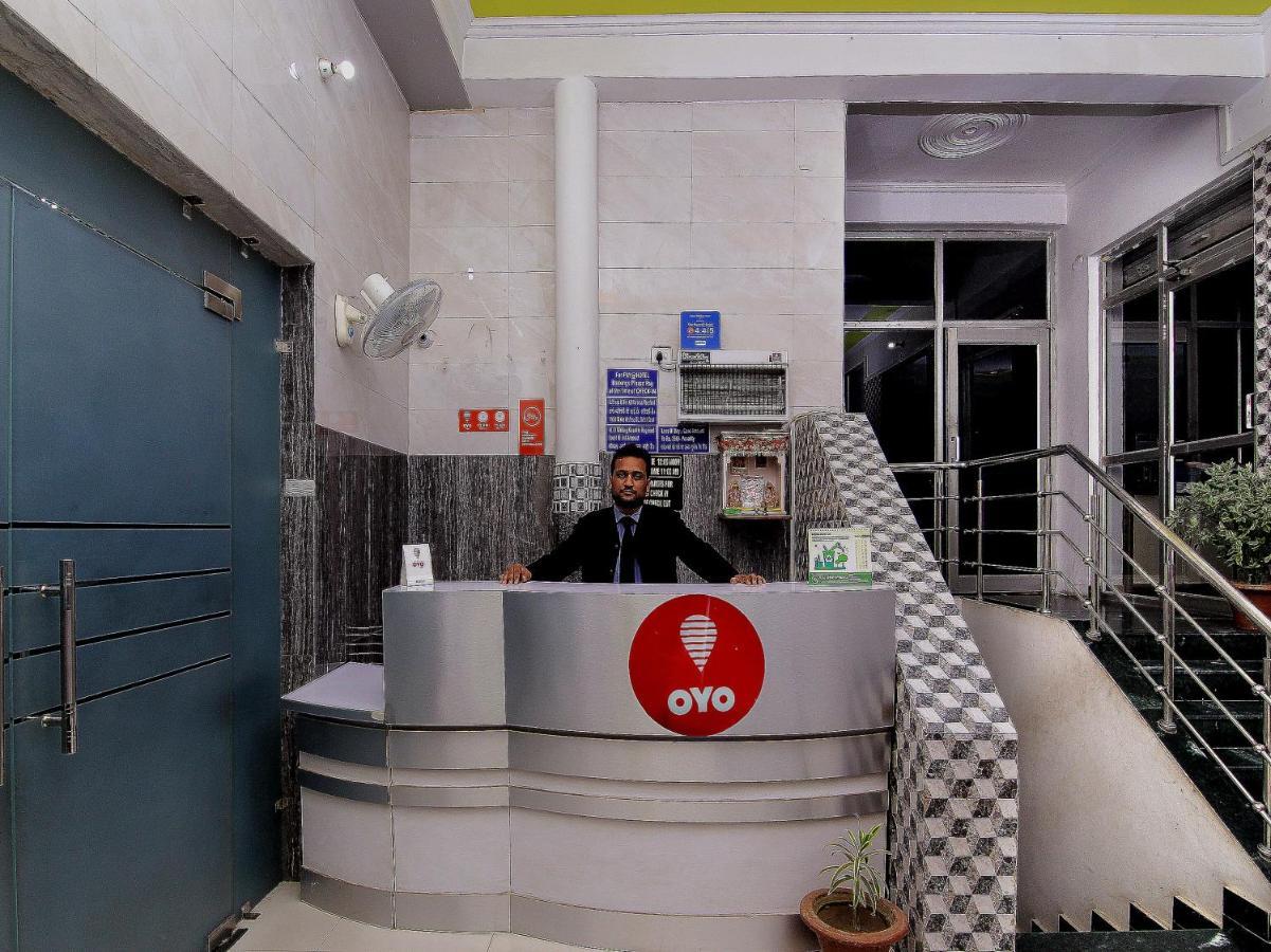 Oyo Flagship 4434 Earth Inn Лакхнау Экстерьер фото